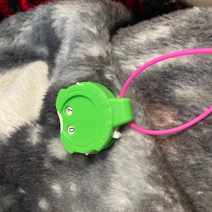 Clover Mini Knitting Row Counter, Clover Mini Kacha Knitting counter, click Stitch Counter, small row counter, small counter, Necklace #3118