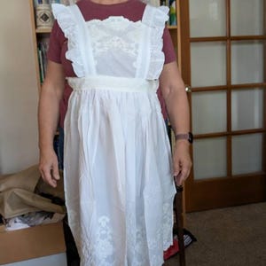 White Embroidery Frilly Apron With Lace French Maid Apron Bakery