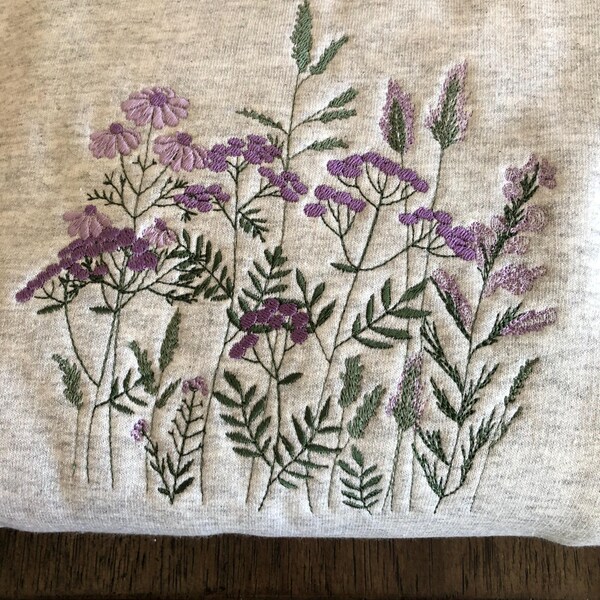 Spring Wildflowers Graphic Sweatshirt