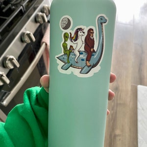 Taylor added a photo of their purchase