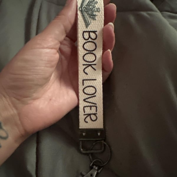 Book Lover Hat W/ Chain main image 1