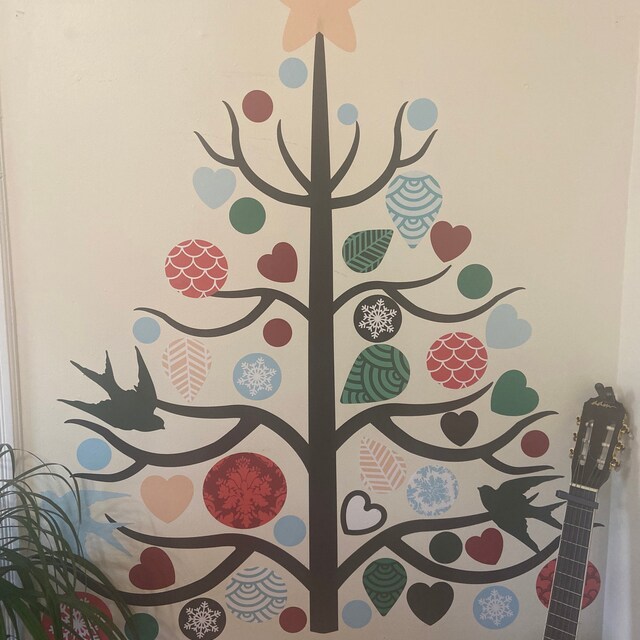 72-Piece Large Removable Christmas Tree Wall Decal Set - Includes Balls, Snowflakes, DIY Holiday Decor