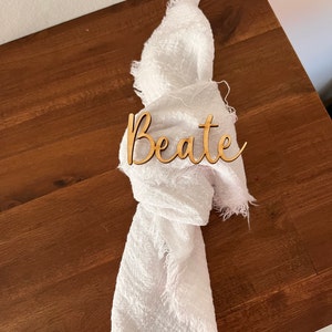 Personalisierte Serviettenringe Aus Holz - Gravierte Namensringe Für Hochzeitsdeko