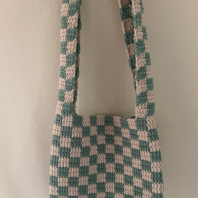 PDF Checkerboard bag crochet PATTERN -  España  Crochet bag pattern,  Crochet flower patterns, Crochet bag pattern free