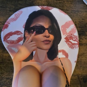 Dayra added a photo of their purchase