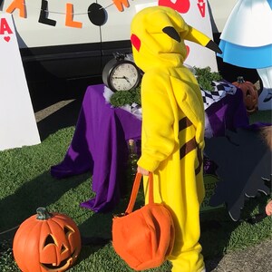 Child's Pikachu inspired costume ORDER before OCTOBER 1ST to guarantee delivery by Halloween Kleding Unisex kinderkleding pakken 