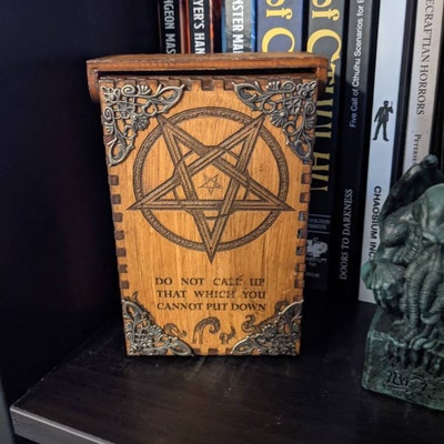 Dice Tower, Dice Tray, Lovecraft, Cthulhu, Eldritch - Etsy