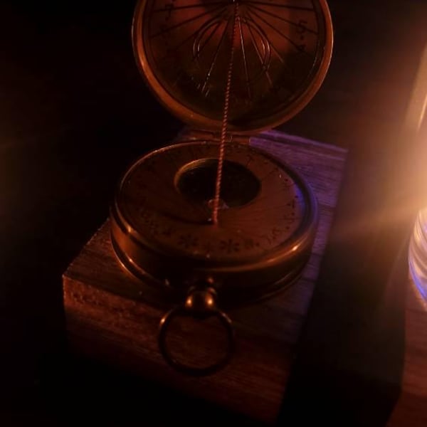 Handmade Antique Style Thread Brass Compass Nautical With Leather Case ...