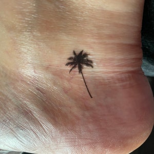 Small Palm Tree Temporary Tattoo set of 3 - Etsy Israel Small Palm Tree Temporary Tattoo set of 3 - Etsy Israel