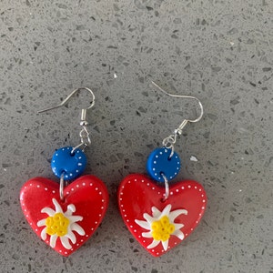 Georgina added a photo of their purchase