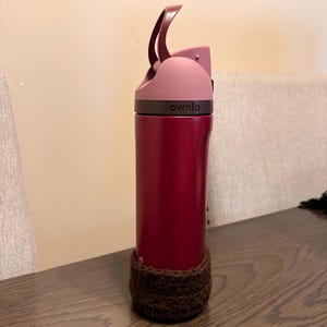 Emilly added a photo of their purchase