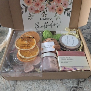 Elle added a photo of their purchase