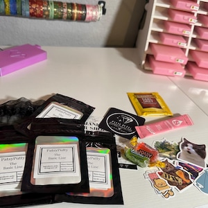 hannah added a photo of their purchase