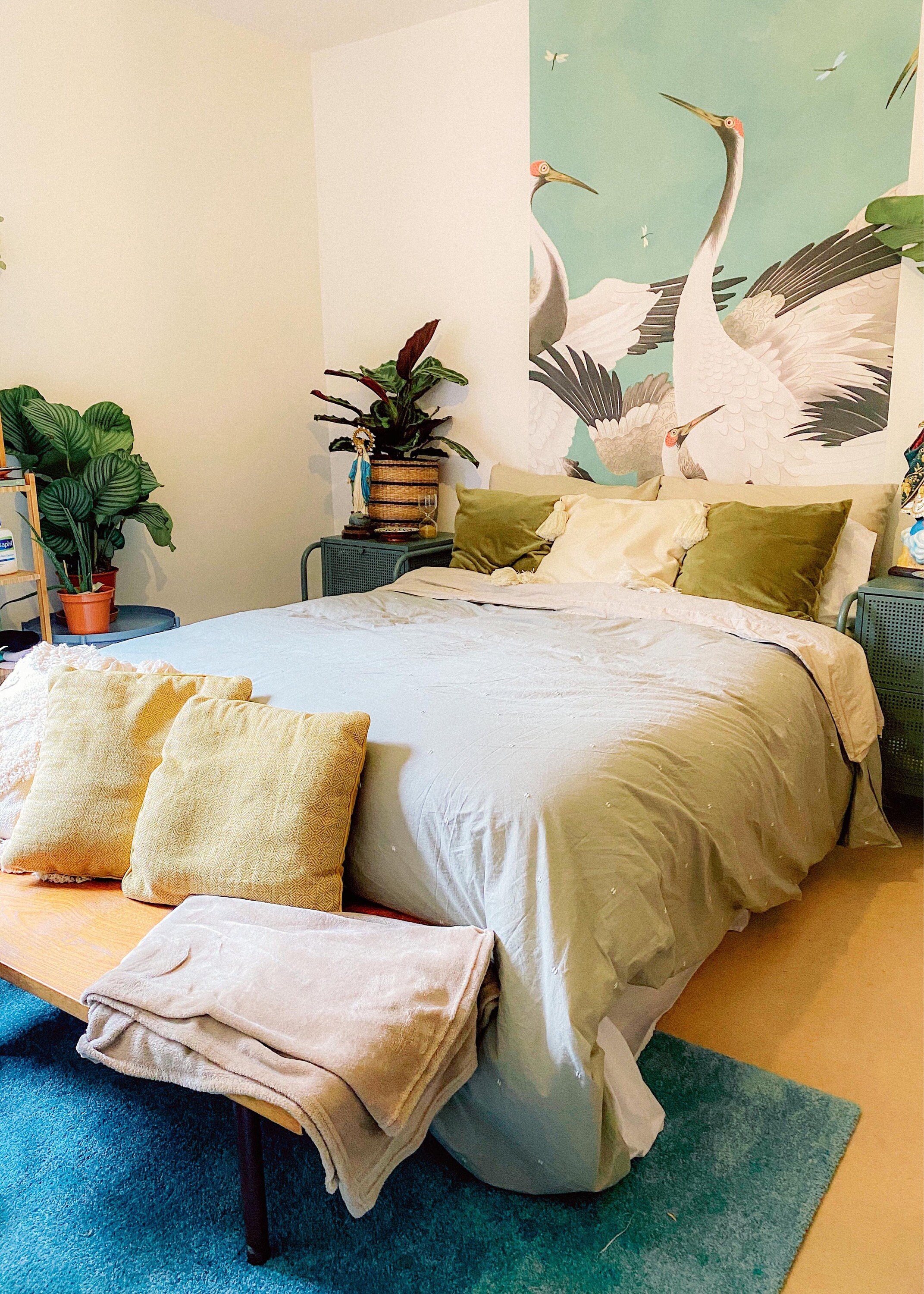 Heron Print Wallpaper, Removable Peel and Stick Mural, Japanese Gucci