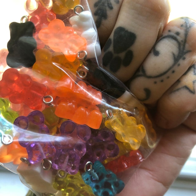 旭川その他おまとめ　GumiBearさん専用 4, 20 or 50 BULK Gummy Bear Resin Charms, Multi-color
