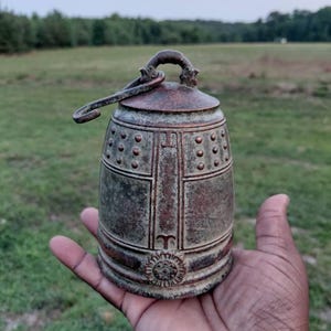 Kas added a photo of their purchase