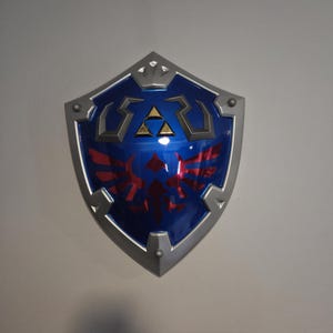 ハイリアの盾 - ゼルダの伝説等身大1:1メタルレプリカ（BOTW、TOTK