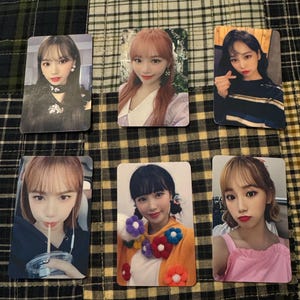 IZ*ONE Selfie/selca Bias Photocards | Sakura, Wonyoung, Yuri