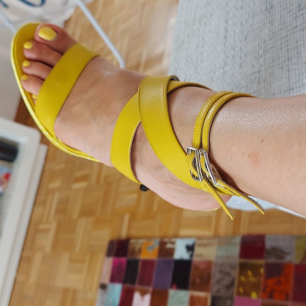 stiletto heel ankle boots uk