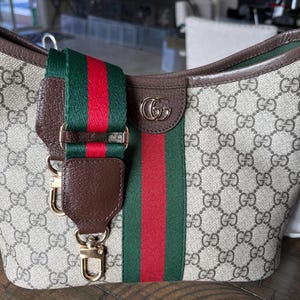 Malee added a photo of their purchase
