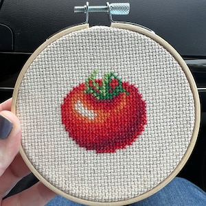 トマトのクロスステッチパターンPDF - トマト刺繍 - 即時ダウンロード