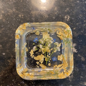 Victoria added a photo of their purchase
