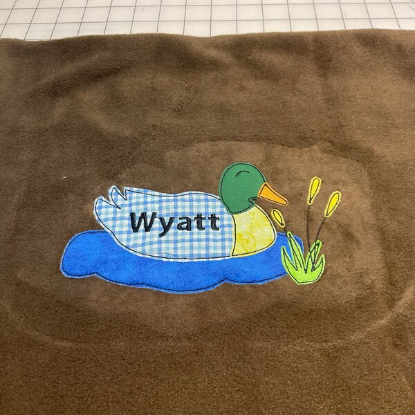 Male Bird Drake Of Wild Duck Mallard Swims In The Water Stock Image - Foto 9