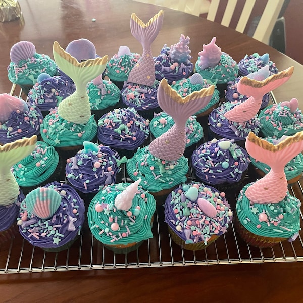 Hard Candy Edible Sugar Shells - Very Detailed - Cupcake or Cake Topper ...