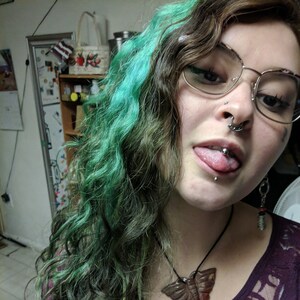 septum daith piercing