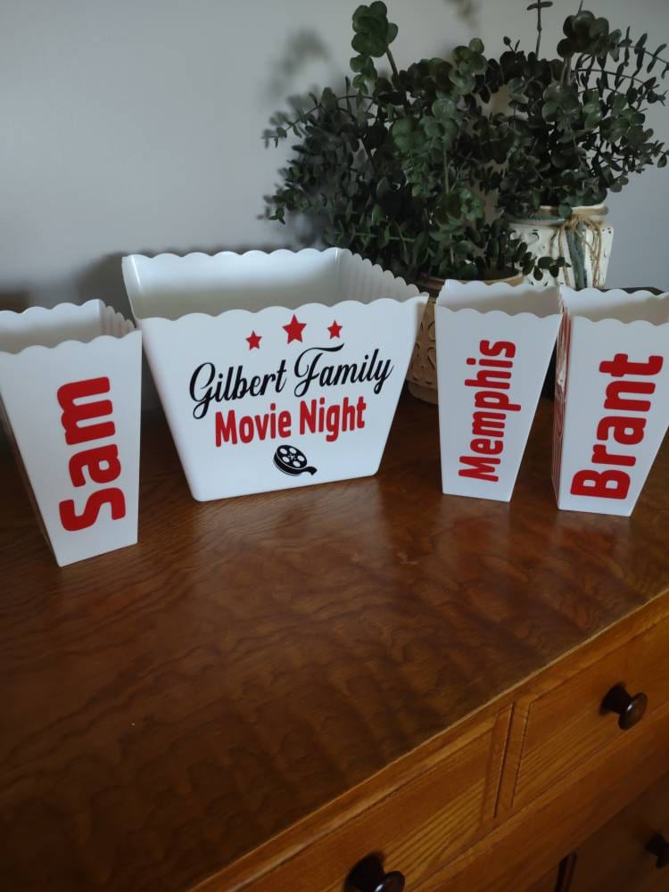 Personalized Popcorn Set /Personalized Popcorn Tub/ Party Favors, Family Gifts, Party Favors Popcorn. Gift Basket