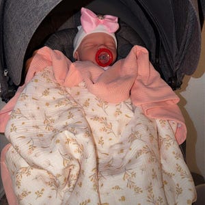 Yajaira added a photo of their purchase