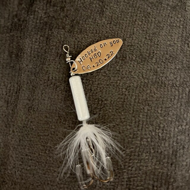 Hooked on You Fishing Lure, Personalized Date, Boyfriend Husband Gift, 10  Year Anniversary, Fishing Wedding Gift, Valentine's Day Lure - Etsy