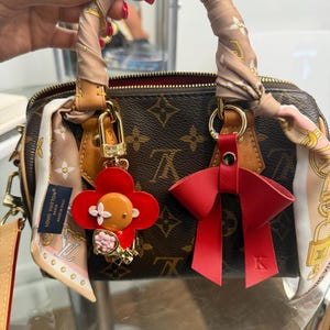 Kyiis added a photo of their purchase