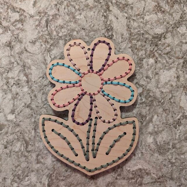 Flower Craft Kit for Kids, Yarn Sewing Kit for Beginners