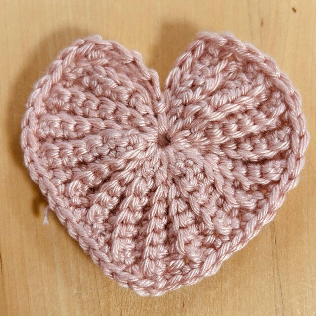 CROCHET PATTERN: Crochet Heart 