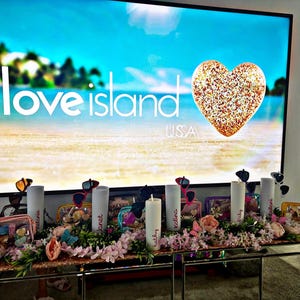 Personalized Island Water Bottle, Custom Lover Tumbler, White Island Inspired Tumbler, Bridesmaids Gift, Tropical Themed Gift, bacherlorette