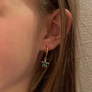 Review photo by Hanja for Gold Sea Turtle Huggie Earrings