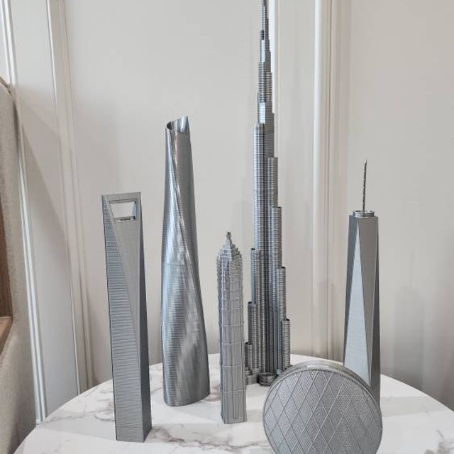 Extra Large Burj Khalifa 3D Printed Model – PLA Figurine – Unbranded