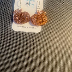 Momesq added a photo of their purchase