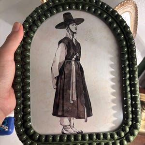 Maria added a photo of their purchase