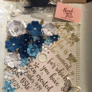 Custom Graduation Cap Topper Personalized Grad Cap - Senior Class Of Gift, Tassel Grad Quote, Grad Decoration Calligraphy, Cap Floral Design