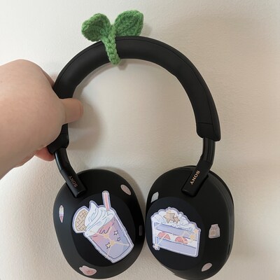 Cute Crochet Viral Trend Leaf Clover Sprout Growing Leaf Headphone