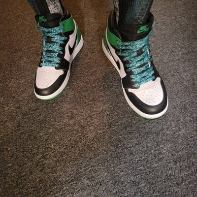 travis scott socks pink