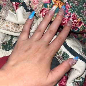 Rachel added a photo of their purchase