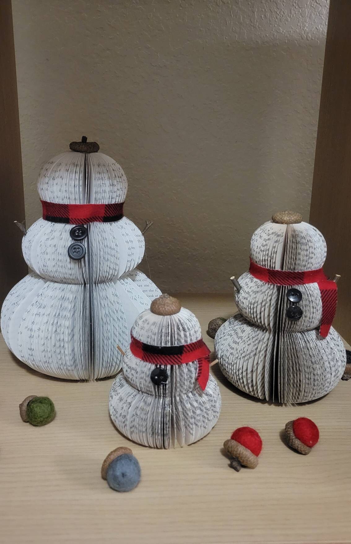 Book Snowman-Christmas Decor-Holiday Decor-Christmas Decoration-Christmas Gifts-Book Exchange-Winter Decor-Teacher Gift-Gift for Mom