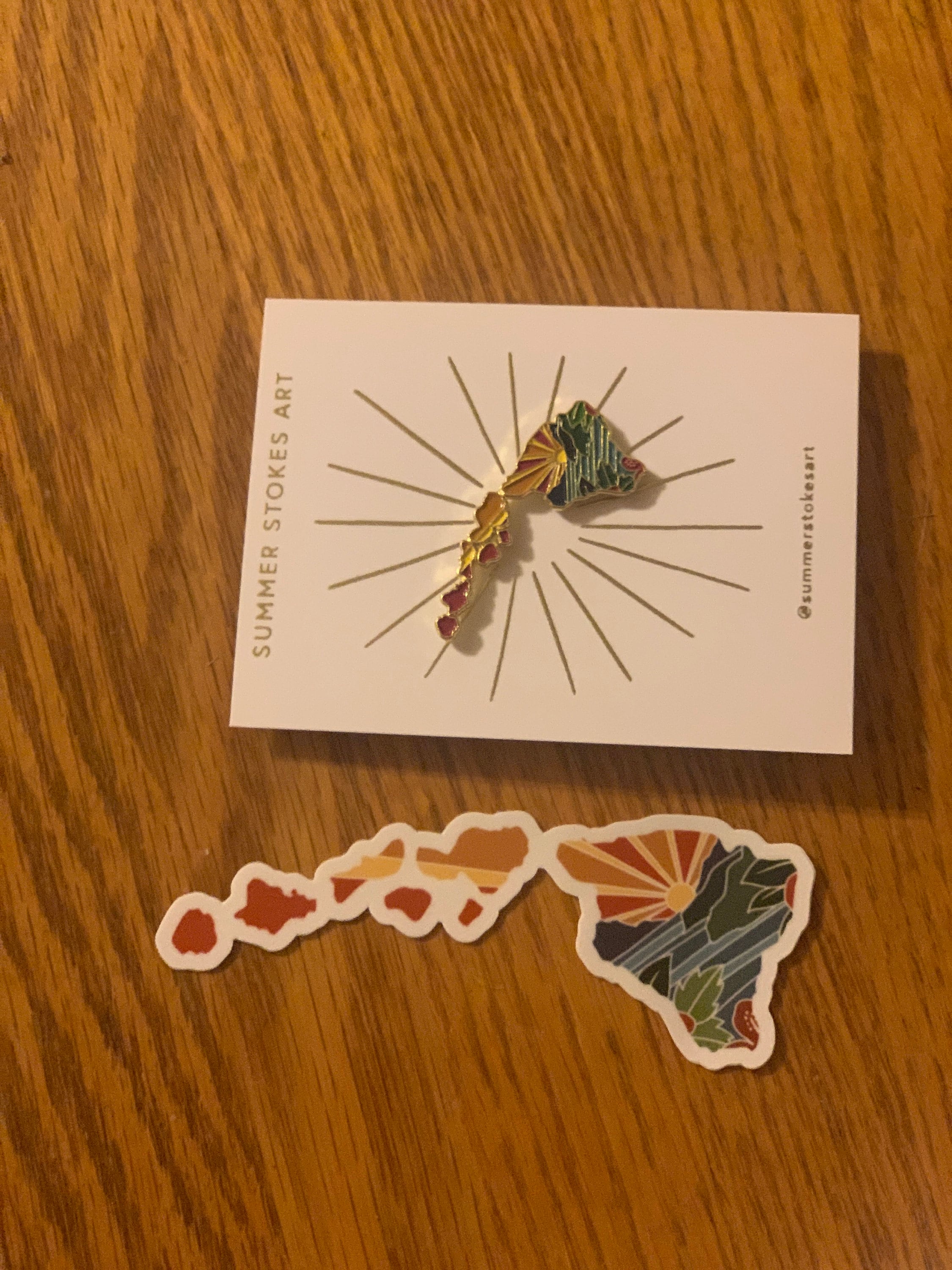 Hawaii Enamel Pin | Gold Soft Enamel Pin | Illustrated United State Pin | Butterfly Clasp | 1.25&quot;