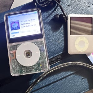 スケルトン！たっぷり 128GB・SDカスタム・第5世代Wolfson DAC/A1136 第5世代iPodビデオのカスタム：Wolfson DAC、無料刻印 - Etsy 日本