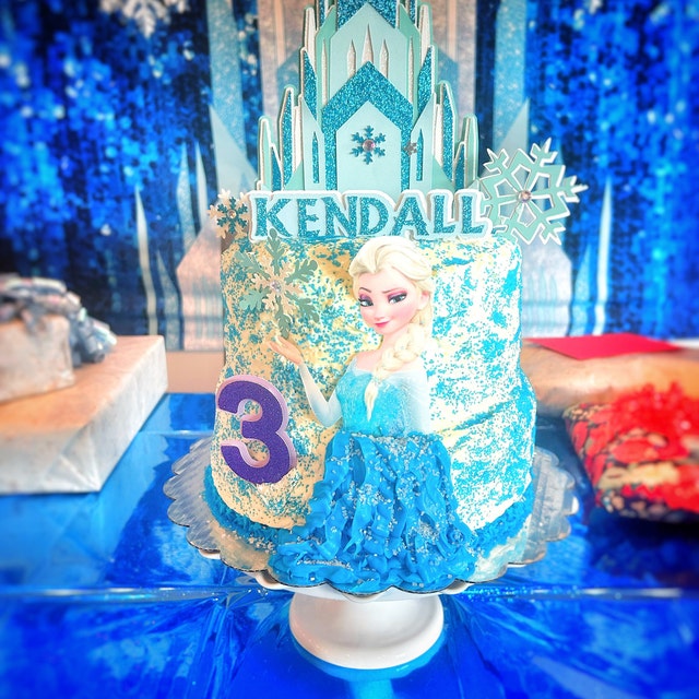Cómo decorar una tarta de Frozen❄ ELSA y ANNA Cake !❄ Princess Frozen Cake  ❄ Cake Decorating # 25 