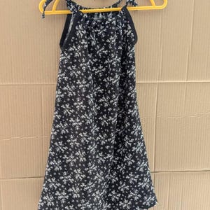 L'imposteuse added a photo of their purchase