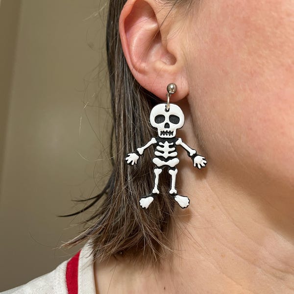 316L Stainless Steel Fancy Black Cat Cartilage Earring main image 0
